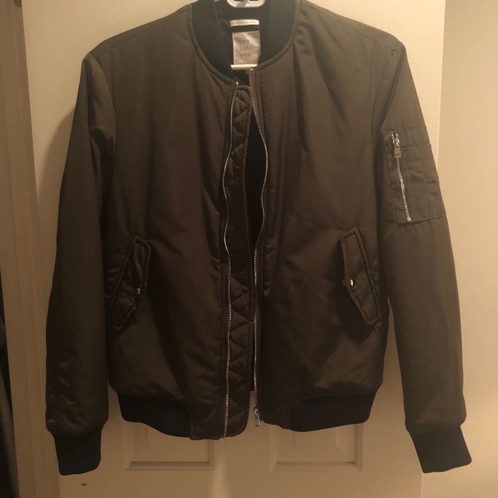 Insulated Olive Green Zara Bomber jacket